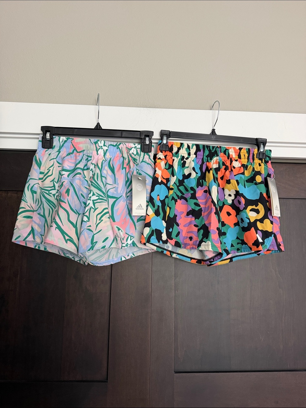 adidas Girls Athletic Shorts Pastel Floral Multicolor Tropical Print size Large